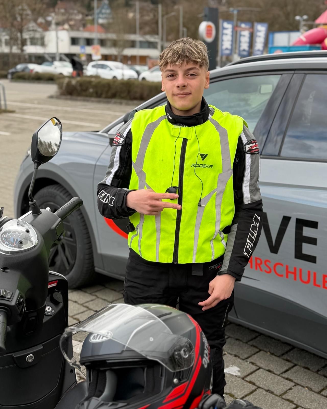 Uwe hat den Führerschein Klasse AM bei der Indrive Fahrschule bestanden